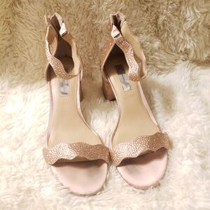 International Concepts Sating and Bling Formal Heels Size 7.5